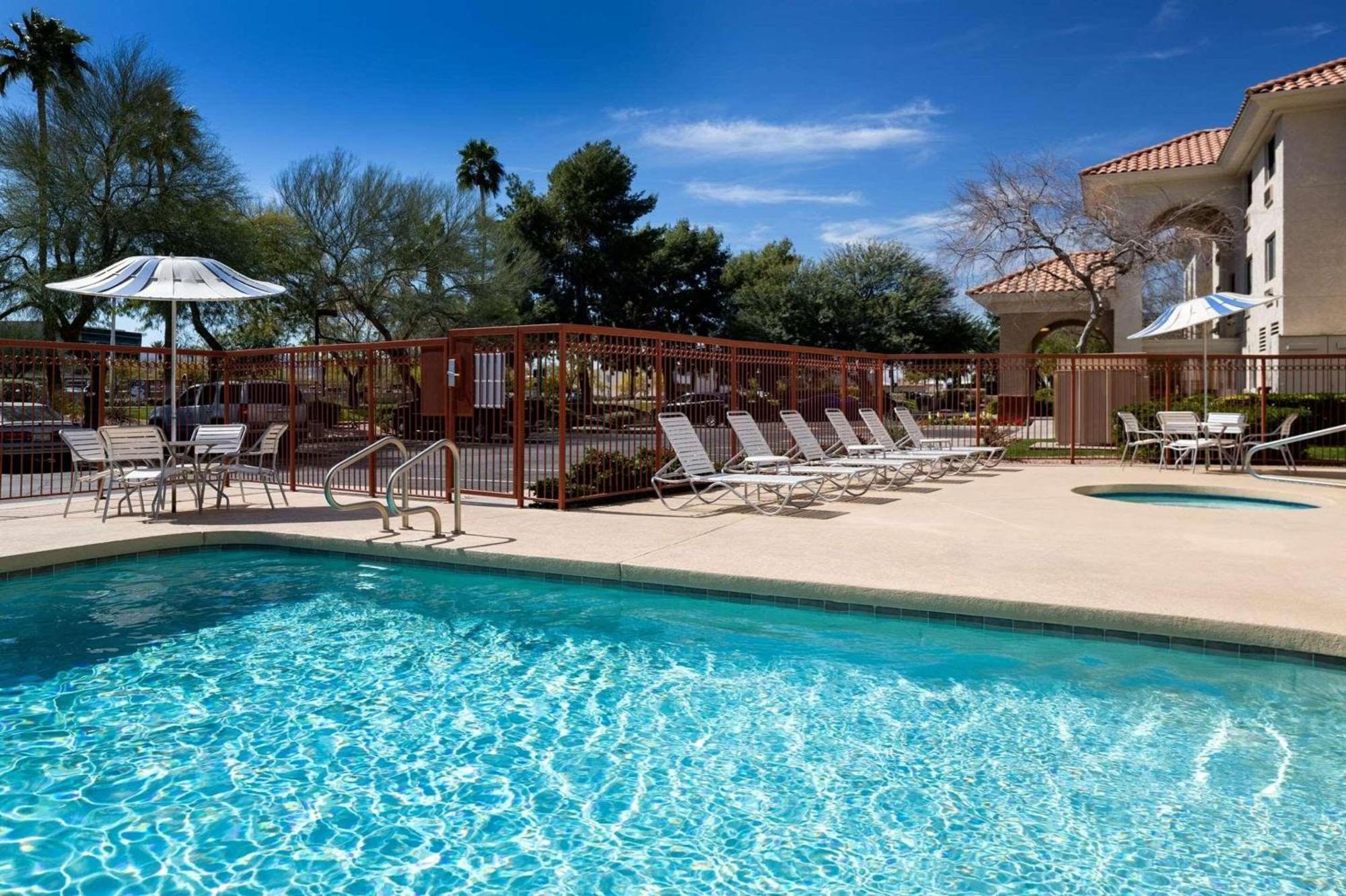 Country Inn & Suites By Radisson, Phoenix Airport, Az Bagian luar foto
